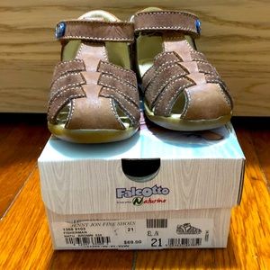 Falcotto by Naturino, kid’s sandals, size 5